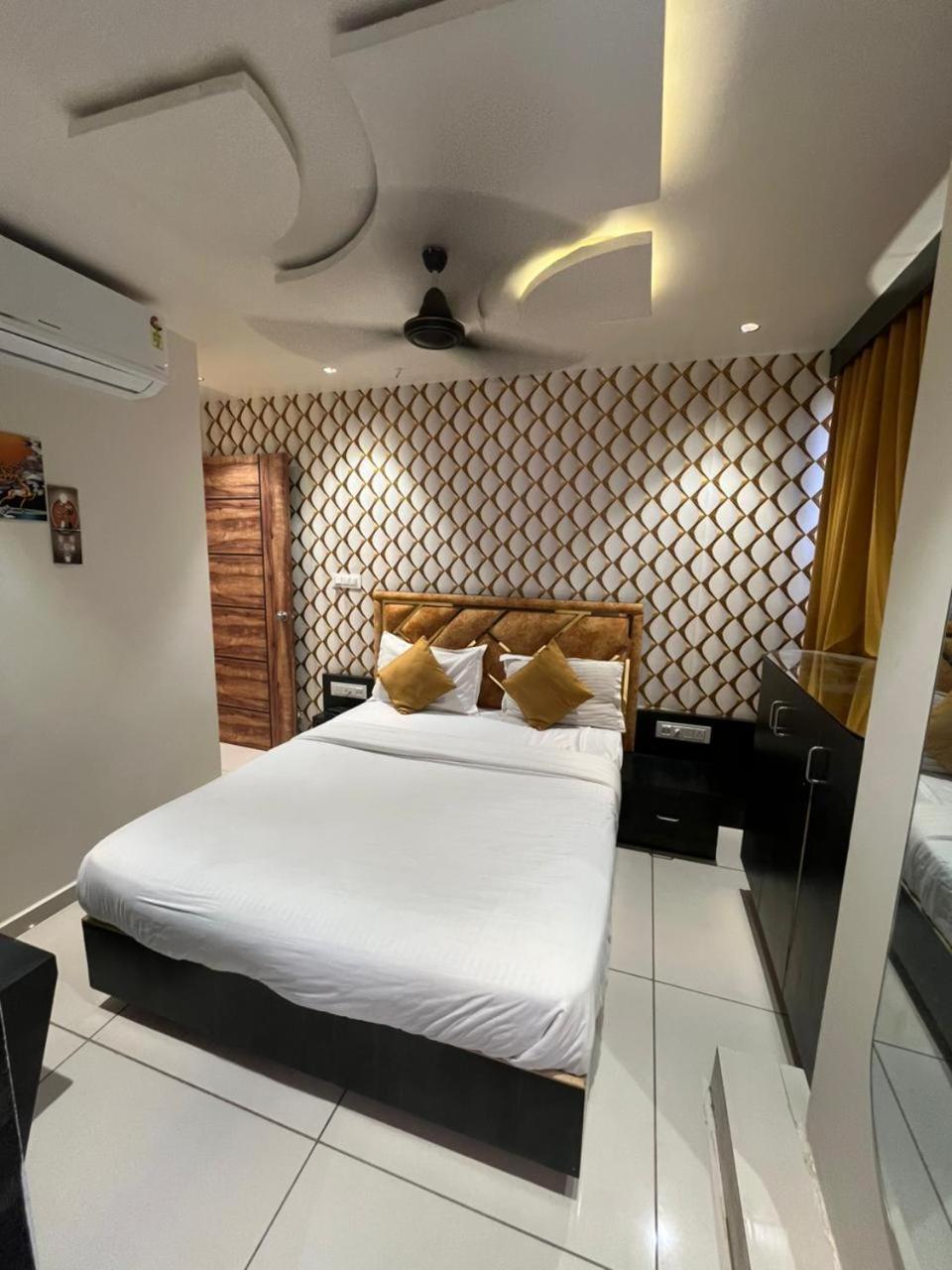 Prime View Hotel Ahmedabad Zimmer foto
